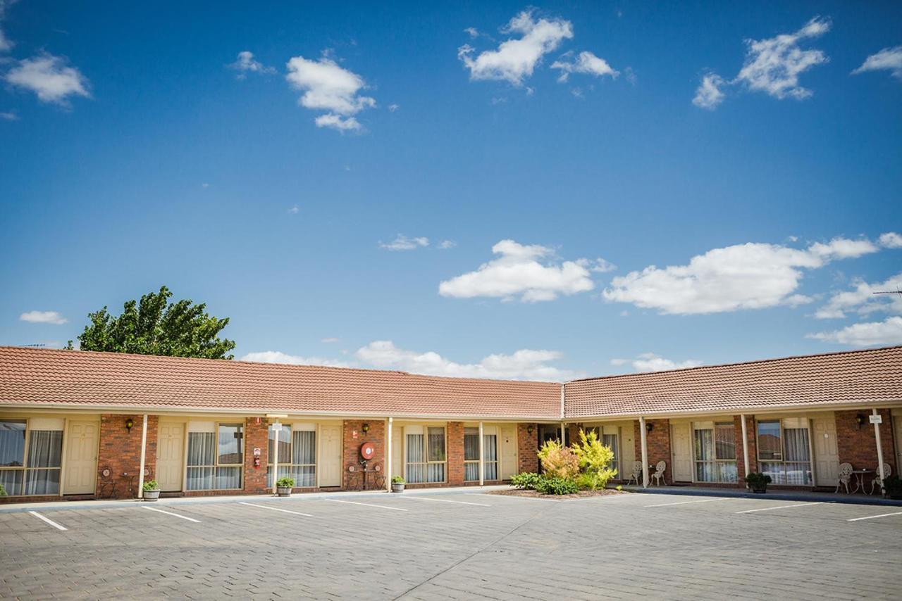 Australian Settlers Motor Inn Swan Hill Esterno foto