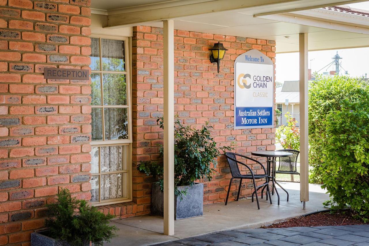 Australian Settlers Motor Inn Swan Hill Esterno foto