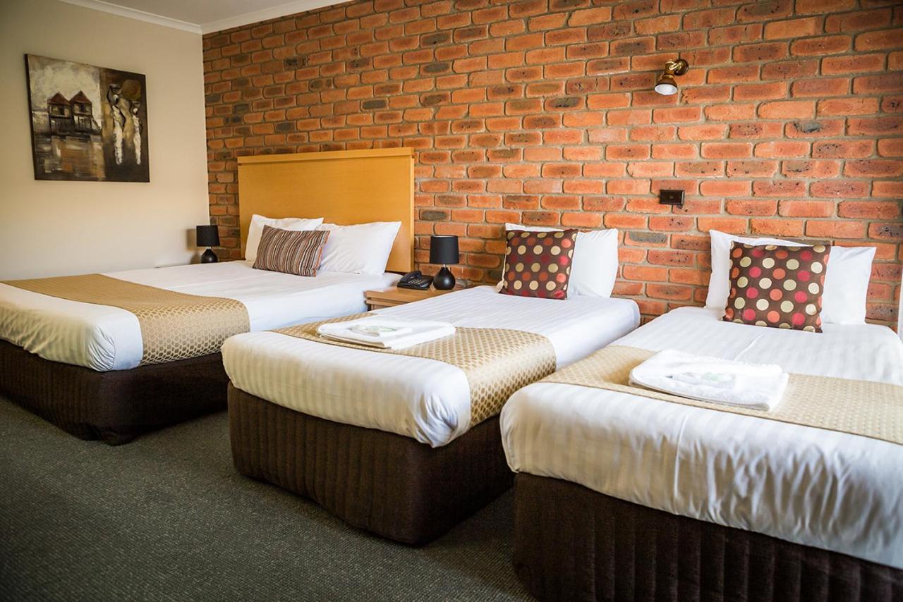 Australian Settlers Motor Inn Swan Hill Esterno foto