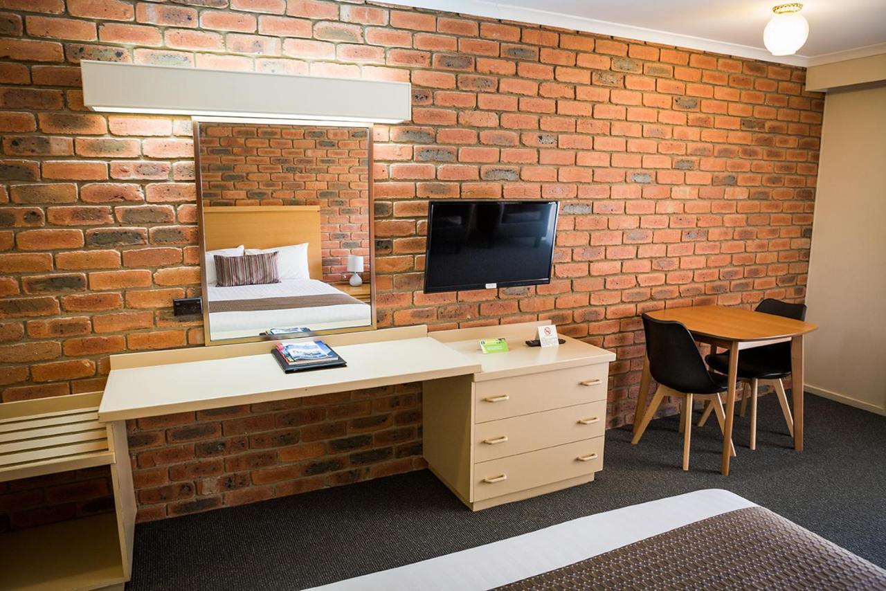 Australian Settlers Motor Inn Swan Hill Esterno foto