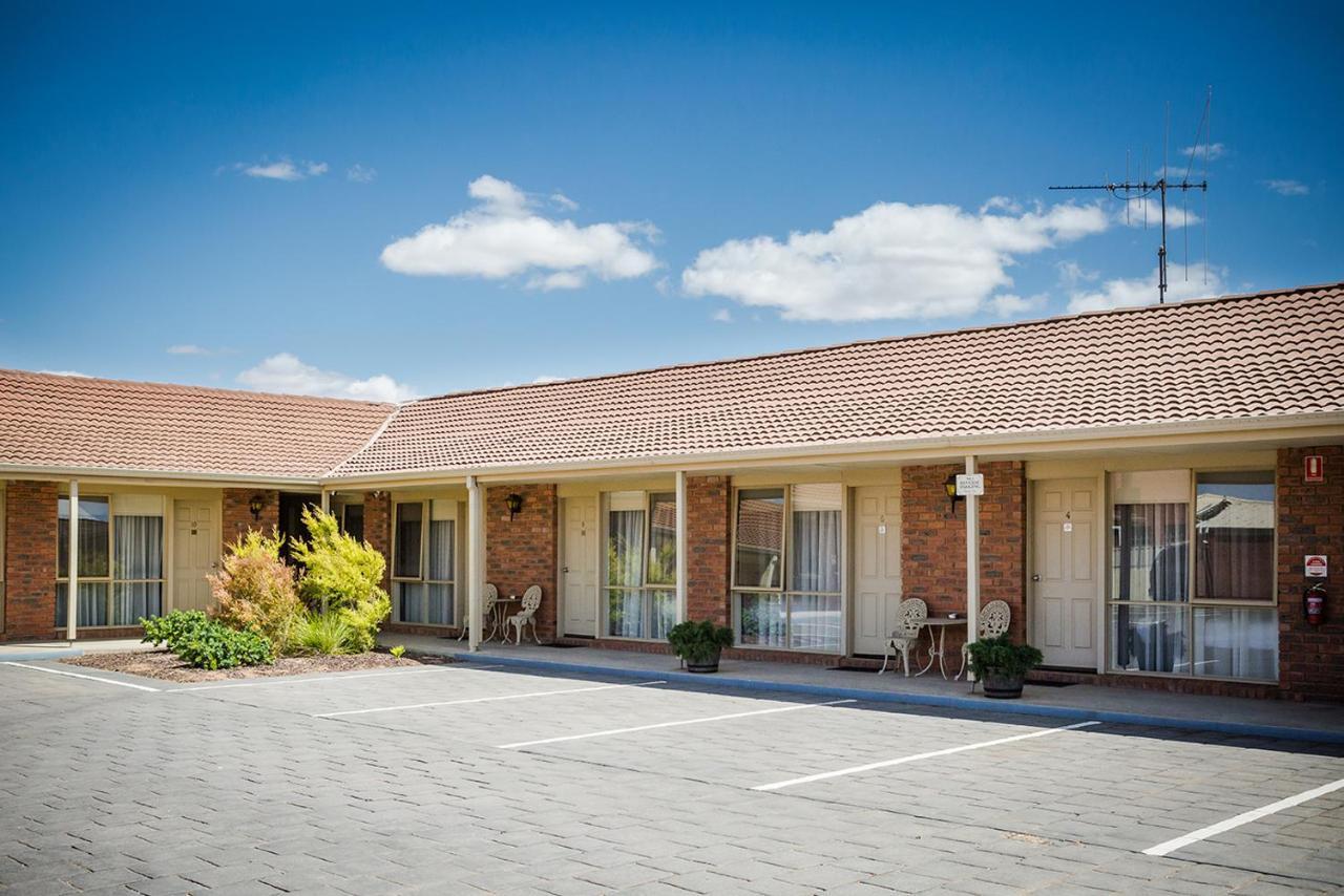 Australian Settlers Motor Inn Swan Hill Esterno foto