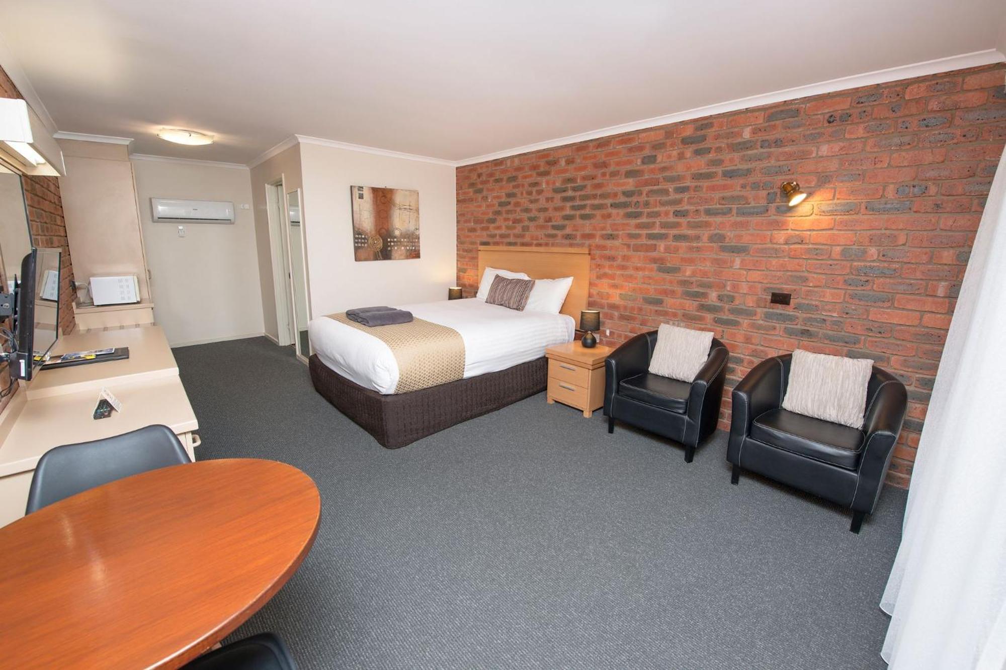 Australian Settlers Motor Inn Swan Hill Esterno foto