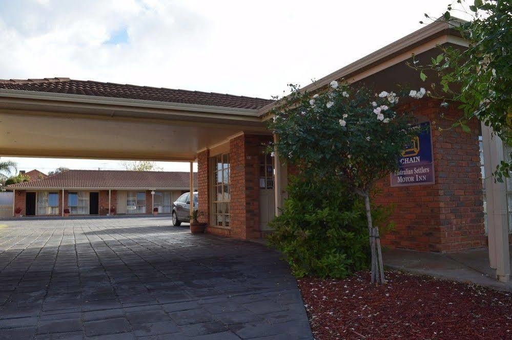 Australian Settlers Motor Inn Swan Hill Esterno foto