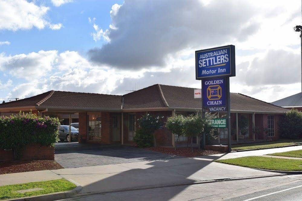Australian Settlers Motor Inn Swan Hill Esterno foto